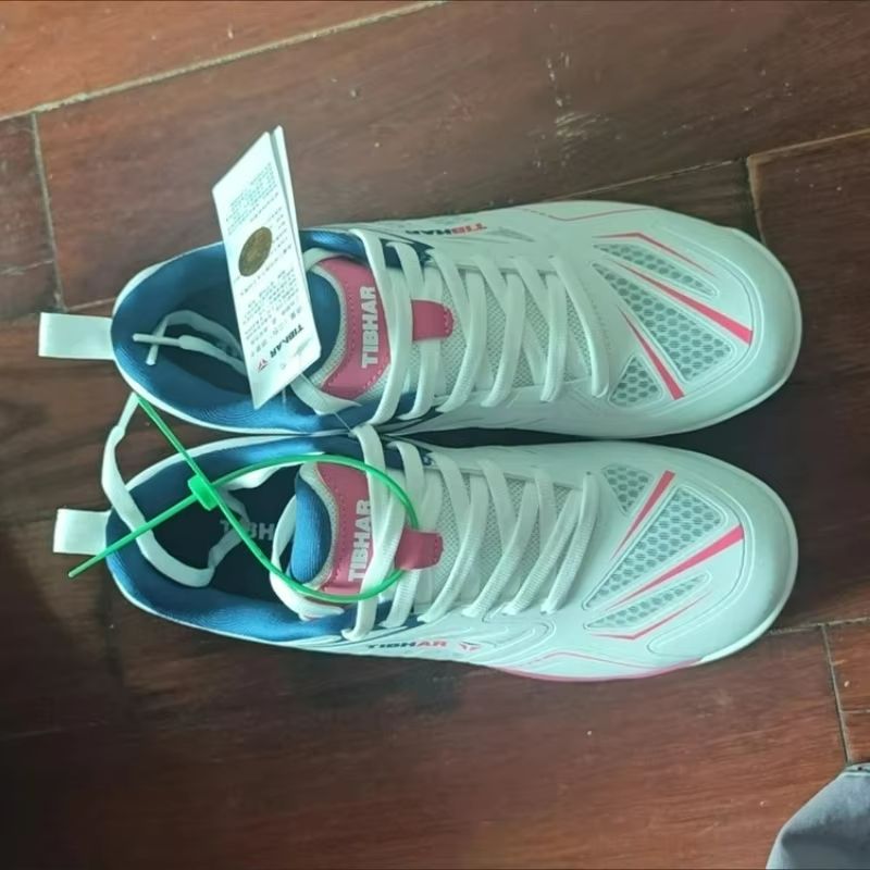 Sepatu Tenis Meja Merek Mewah  - Table Tennis Court ulasan dan harga